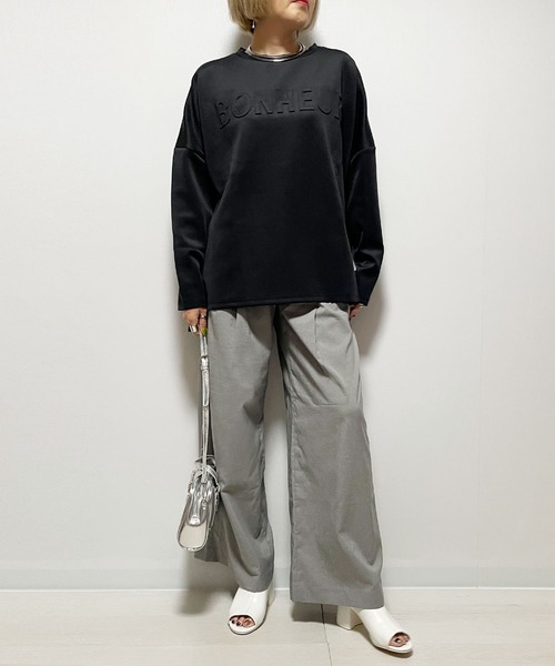 Fizz(フィズ)の「エンボスロゴオーバーサイズプルオーバー(スウェット・レディース・ブラック/モカ/グレー/グレイッシュベージュ・FREE)」の16枚目の写真