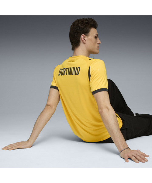 PUMA(プーマ)の「PUMA プーマ メンズ 2025-26 ドルトムント カップ レプリカ 半袖 ユニフォーム(Tシャツ/カットソー・メンズ・イエロー・LARGE/X-LARGE/MEDIUM/SMALL/X-SMALL)」の4枚目の写真
