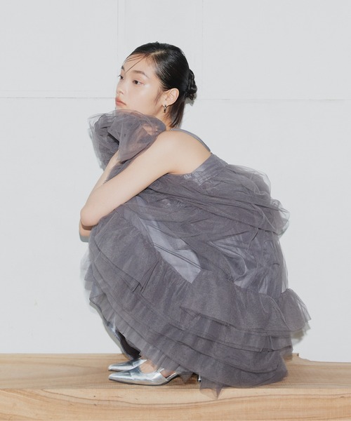 ANDRESD(アンドレスド)の「【2点セットアイテム】ボリュームチュールジャケットセットドレス / volume tulle jacket set dress(ドレス・レディース・ブラック/チャコール/ベージュ・S/M/L)」の16枚目の写真