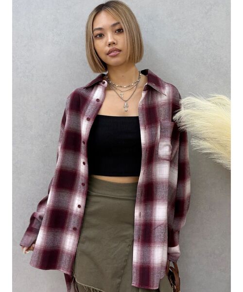 EVRIS（エヴリス）の「オンブレチェックSUNNYオーバーサイズシャツ（シャツ/ブラウス・レディース・ブラック/レッド・FREE）」の12枚目の写真