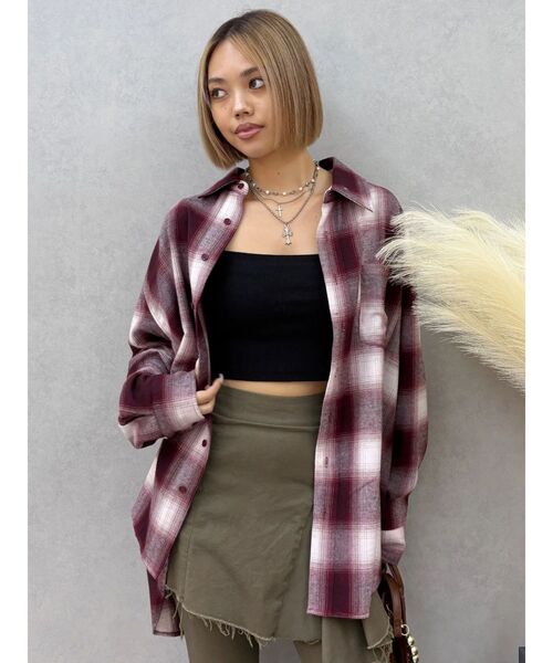 EVRIS（エヴリス）の「オンブレチェックSUNNYオーバーサイズシャツ（シャツ/ブラウス・レディース・ブラック/レッド・FREE）」の13枚目の写真