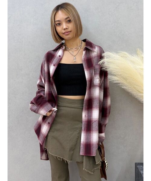 EVRIS（エヴリス）の「オンブレチェックSUNNYオーバーサイズシャツ（シャツ/ブラウス・レディース・ブラック/レッド・FREE）」の14枚目の写真