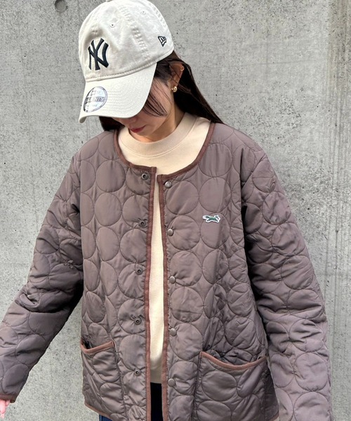 PENNEYS（ぺニーズ）の「裏ボアで暖かい！【THE FOX】ノーカラー裏ボアキルティングコート ジャケット（ダウンジャケット/コート・レディース・ブラック/ブラウン・L/M/S）」の5枚目の写真