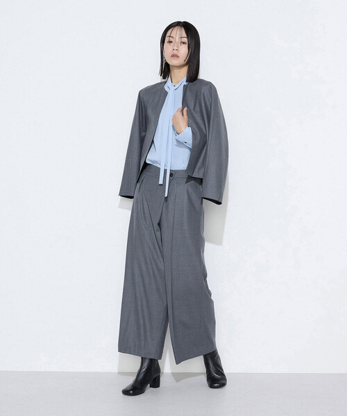 K.T KIYOKO TAKASE(キヨコタカセ)の「【セットアップ対応】ストレッチフラノ アシンメトリータックワイドパンツ(その他パンツ・レディース・トップグレー/ブラック/ベージュ系その他・9号)」の7枚目の写真