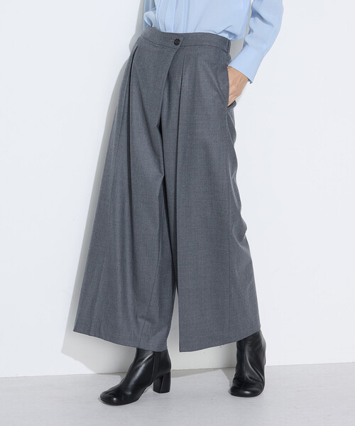 K.T KIYOKO TAKASE(キヨコタカセ)の「【セットアップ対応】ストレッチフラノ アシンメトリータックワイドパンツ(その他パンツ・レディース・トップグレー/ブラック/ベージュ系その他・9号)」の2枚目の写真