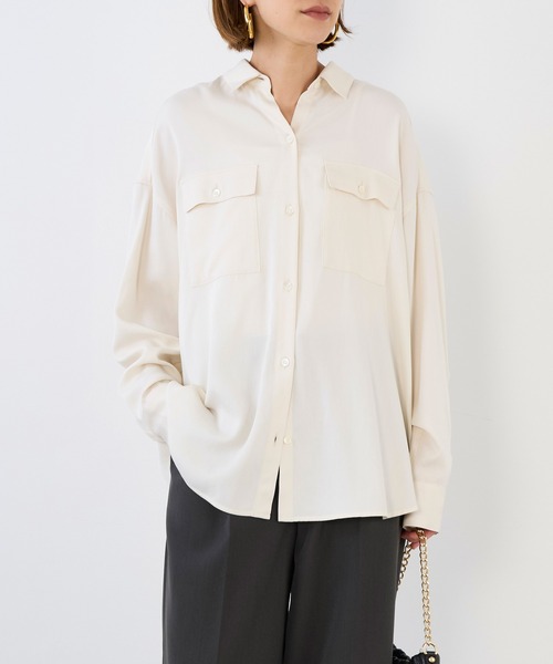 MICA&DEAL（マイカ＆ディール）の「モールスキンミリタリーシャツ（シャツ/ブラウス・レディース・ブラウン/カーキ/オフホワイト・FREE）」の2枚目の写真