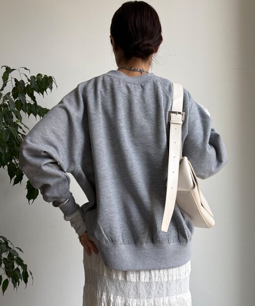 DouDou（ドゥドゥ）の「【WEB限定】ロゴプリントラグランワイドプルオーバー（Tシャツ/カットソー・レディース・グレー/アイボリー/ブラウン/ネイビー・FREE）」の19枚目の写真