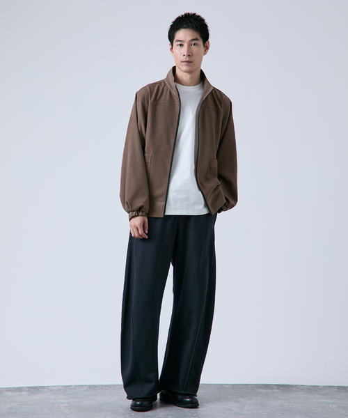 OSKR(オーエスケーアール)の「OSKR別注 T/PU ジップブルゾン(ブルゾン・メンズ・ブラック/ベージュ・MEDIUM/LARGE)」の18枚目の写真