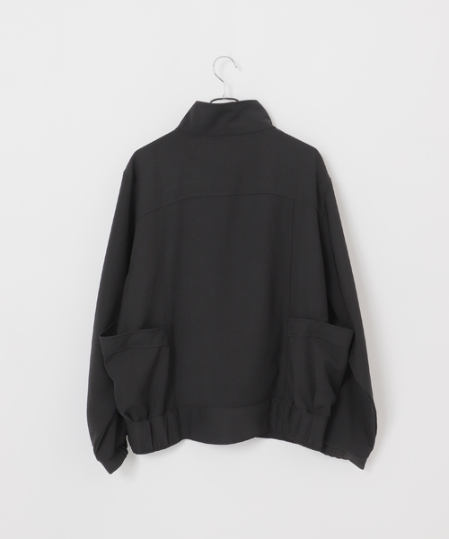 OSKR(オーエスケーアール)の「OSKR別注 T/PU ジップブルゾン(ブルゾン・メンズ・ブラック/ベージュ・MEDIUM/LARGE)」の8枚目の写真