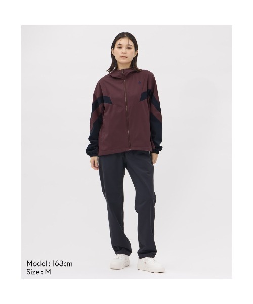 le coq sportif（ルコックスポルティフ）の「ルコックスポルティフ  ヒートナビクロスジャケット（ナイロンジャケット・レディース・ワイン/オフホワイト・M/L）」の19枚目の写真