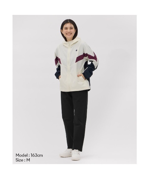 le coq sportif（ルコックスポルティフ）の「ルコックスポルティフ  ヒートナビクロスジャケット（ナイロンジャケット・レディース・ワイン/オフホワイト・M/L）」の16枚目の写真