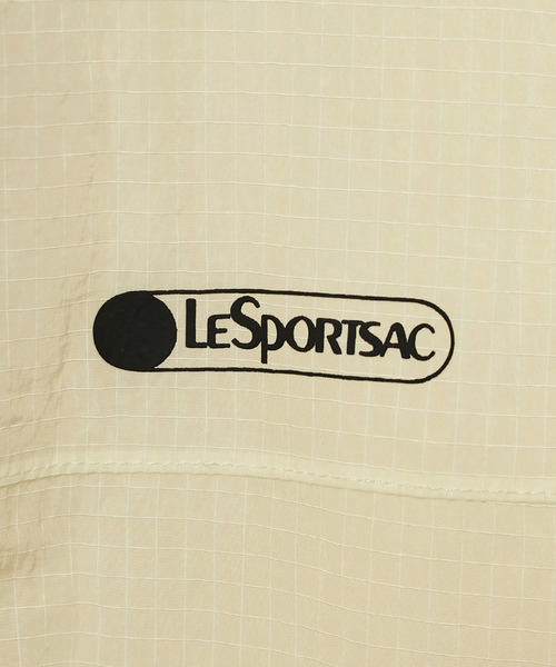 LeSportsac(レスポートサック)の「リップストップナイロンミドルブルゾン(その他アウター・レディース・ホワイト/ネイビー/イエロー・SMALL/MEDIUM)」の12枚目の写真
