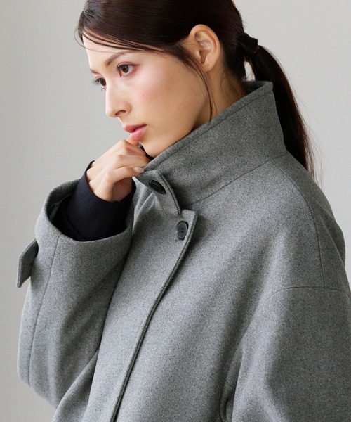 Filomo（フィローモ）の「[Filomo]ウールタッチ スタンドカラー コート ショート丈（その他アウター・レディース・ブラック/アイボリー/グレー/グレー系/モカ・M/L）」の20枚目の写真