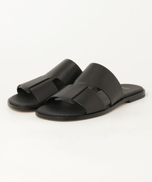 BOSS（ボス）の「レザー スライドサンダル カットアウトディテール（サンダル）」