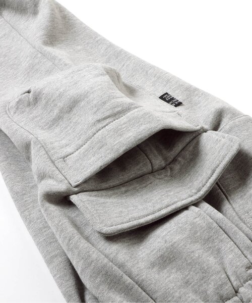 BREEZE（ブリーズ）の「【裏起毛】あったかカーゴパンツ_ジュニア対応（カーゴパンツ・キッズ・グレー/ブラック/カモフラージュ/レインボー・80/90/100/110/120/130/140）」の19枚目の写真