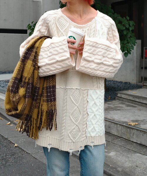 etsinta（エシンタ）の「【etsinta/エシンタ】リメイクオーバーラムニット（ニット/セーター・レディース・オレンジ/グレー/ピンク/アイボリー・ONE SIZE）」の6枚目の写真