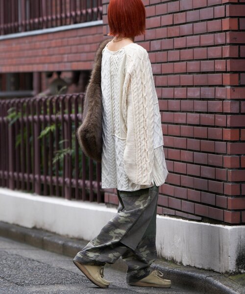 etsinta（エシンタ）の「【etsinta/エシンタ】リメイクオーバーラムニット（ニット/セーター・レディース・オレンジ/グレー/ピンク/アイボリー・ONE SIZE）」の16枚目の写真