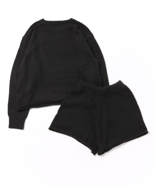ammy.(エイミードット)の「【 ammy. / エイミードット 】 ゆるっと リラックス ニット セットアップ(セットアップ・レディース・ホワイト/ブラック/グレー・FREE)」の4枚目の写真