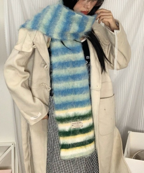 Vipoa（ヴィポア）の「カラーストライプマフラー（マフラー・レディース・ピンク/グリーン/オレンジ/イエロー/ブルー/レッド・FREE）」の2枚目の写真