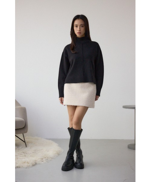 AZUL by moussy(アズールバイマウジー)の「ラメブークレミニタイトスコート(スカート・レディース・アイボリー/ブラック・SMALL/MEDIUM)」の6枚目の写真