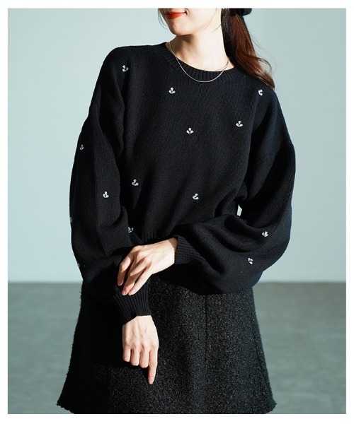Sawa a la mode(サワアラモード)の「ビジューニットトップス(ニット/セーター・レディース・杢グレー/ブラック/アイボリー/レッド・FREE)」の16枚目の写真