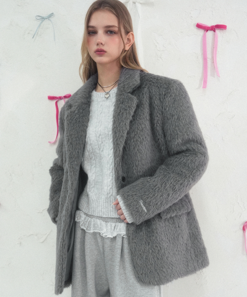 Vivacious(ビバシャス)の「Elizabeth Boucle Blazer IVORY_2Colors(その他アウター・レディース・ホワイト×レッド/ホワイト×ブラック・FREE)」の6枚目の写真