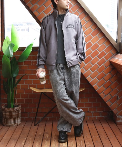 【数量限定⭐️】メンズジャケットまとめ売り！1着500円！ 8(eight)（エイト）の「裏ボア刺繍入りトラックジャケット（ブルゾン