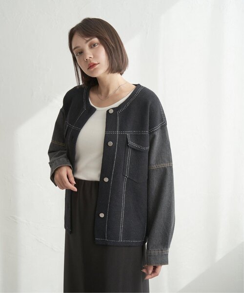 notch.（ノッチ）の「デニムドッキングノーカラージャケット（デニムジャケット・レディース・ブラック/オフホワイト・M）」の3枚目の写真