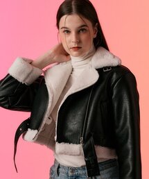 [ベルテタルブチャク] レディース クラック クロップ ダンブル ムートン 羊毛 フリース ジャケット ブラック_ホワイト [ライダーver.]