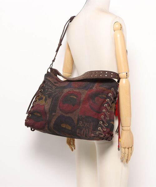 Desigual（デシグアル）の「グラフィティ風リッププリントショルダーバッグ（ショルダーバッグ・レディース・マルチ・FREE）」の5枚目の写真