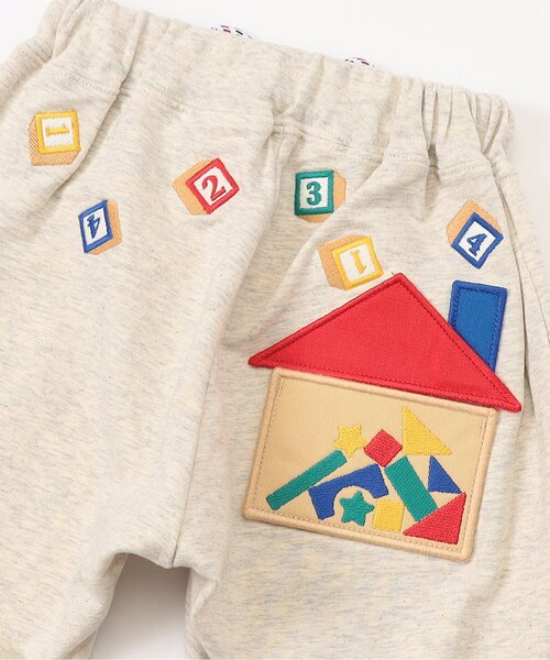 BIT'Z（ビッツ）の「積み木遊び刺繍サルエルジョガーパンツ（スウェットパンツ・キッズ・キナリ/マスタード/カーキ・80/90/95/100/110/120）」の16枚目の写真
