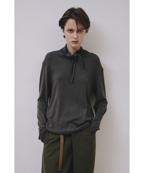 MIDNLOW(ミッドアンドロー)の「Relaxed Scarf T-Shirt (Mocha)(Tシャツ/カットソー・レディース・その他・FREE)」の4枚目の写真