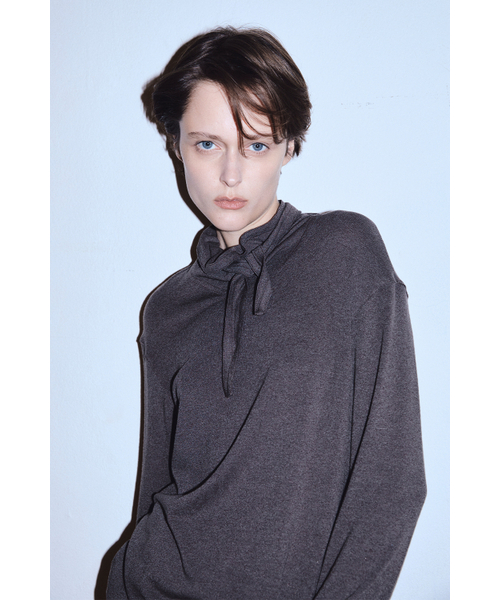 MIDNLOW(ミッドアンドロー)の「Relaxed Scarf T-Shirt (Mocha)(Tシャツ/カットソー・レディース・その他・FREE)」の7枚目の写真