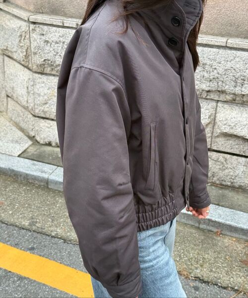 MIDNLOW(ミッドアンドロー)の「Relaxed Scarf T-Shirt (Mocha)(Tシャツ/カットソー・レディース・その他・FREE)」の9枚目の写真