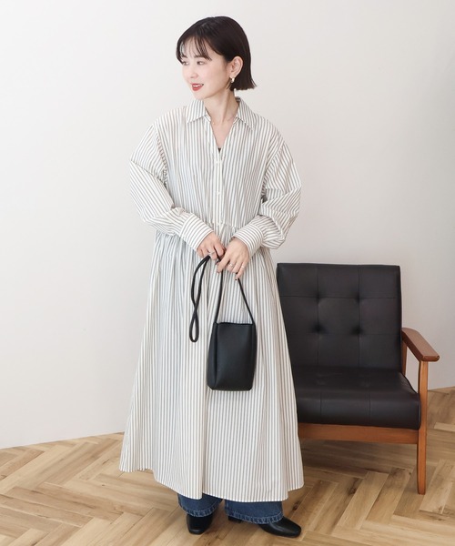 AMERICAN HOLIC（アメリカンホリック）の「【イージーケア】ギャザーシャツワンピース（シャツワンピース・レディース・ホワイト系その他5/ブラック/ブルー系その他7・FREE）」の2枚目の写真