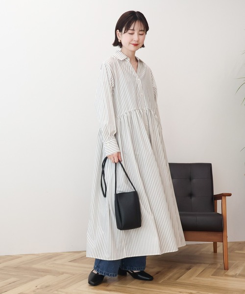 AMERICAN HOLIC（アメリカンホリック）の「【イージーケア】ギャザーシャツワンピース（シャツワンピース・レディース・ホワイト系その他5/ブラック/ブルー系その他7・FREE）」の4枚目の写真