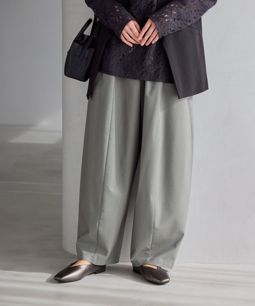 studio CLIP（スタディオクリップ）の「フロント切り替えギャザーパンツ[プチ・プラスサイズあり]《オケージョン2026SS》（その他パンツ・レディース・ライトベージュ/グレー/チャコールグレー・FREE/ﾌﾘｰ(L)/PF）」の18枚目の写真