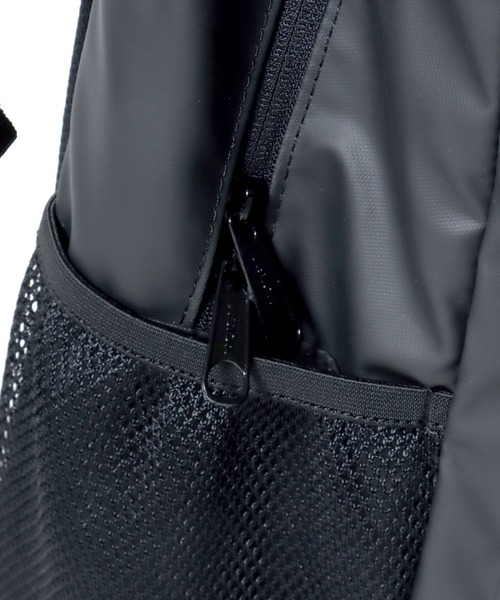 VISION STREET WEAR（ヴィジョンストリートウェア）の「VISION STREET WEAR（ヴィジョンストリートウェア）CONVEIENT  BACKPACK/ワンポイントロゴ バックパック/リュックサック（バックパック/リュック・メンズ・ブラック系1/ブラック系3/ブラック系2・FREE）」の14枚目の写真