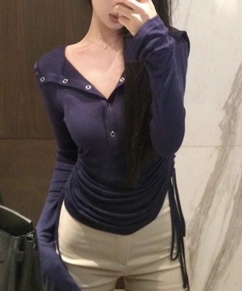 NANEA(ナネア)の「フード付きサイドシャーリングロンT(Tシャツ/カットソー・レディース・ブルー/ホワイト・MEDIUM/SMALL/LARGE)」の9枚目の写真