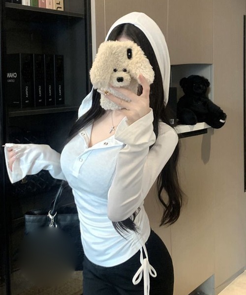 NANEA(ナネア)の「フード付きサイドシャーリングロンT(Tシャツ/カットソー・レディース・ブルー/ホワイト・MEDIUM/SMALL/LARGE)」の19枚目の写真