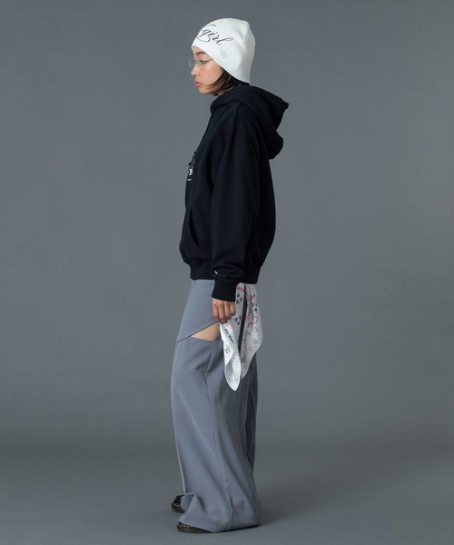 X-girl（エックスガール）の「SPRAY LOGO AND STUDDED BEANIE（ニットキャップ/ビーニー・レディース・ブラック/ライトブルー/ホワイト・ONE SIZE）」の18枚目の写真