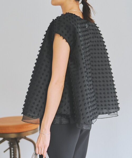 LIVETART（リヴェタート）の「《LIVETART》ふわふわジャガードブラウス（シャツ/ブラウス・レディース・ブラック・FREE）」の4枚目の写真