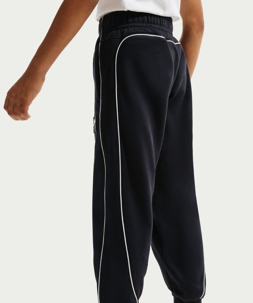 NIKE（ナイキ）の「ナイキ NIKE ナイキ YTH エア フリース ジョガー（スウェットパンツ・キッズ・ブラック・130cm/140cm/150cm/160cm）」の2枚目の写真