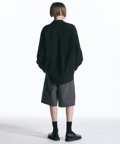 INSILENCE（インサイロンス）の「エンブロイダリー ロゴシャツ BLACK（シャツ/ブラウス・メンズ・その他・S/M/L）」の4枚目の写真