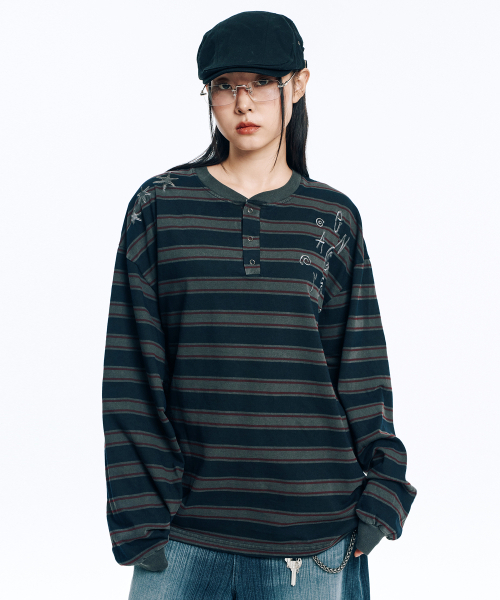 EASY NO EASY(イージーノーイージー)の「ピグメントストライプヘンリーネックロングスリーブ-チャコール(Tシャツ/カットソー・レディース・チャコール・FREE/2)」の2枚目の写真