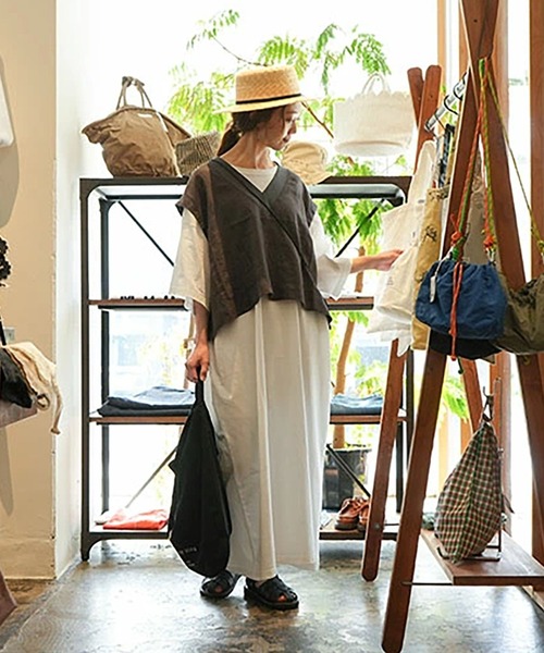 新品solamonat pocheリネン　ニットネックベスト ニットネックベスト（ベスト）｜solamonat poche（ソラモナポッシェ