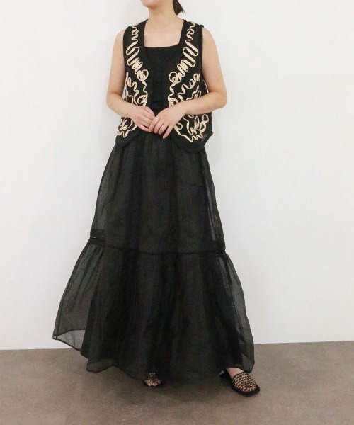 Marilyn Moon（マリリンムーン）の「code embroidery diamond tuck vest（ベスト・レディース・ネイビー/オフホワイト・FREE）」の13枚目の写真