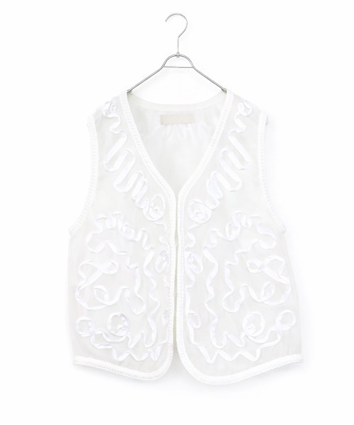 Marilyn Moon（マリリンムーン）の「code embroidery diamond tuck vest（ベスト・レディース・ネイビー/オフホワイト・FREE）」の17枚目の写真