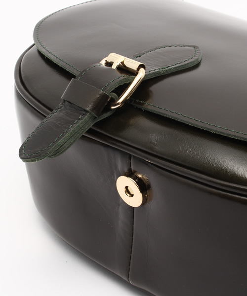 LOUNGEDRESS（ラウンジドレス）の「ラウンドレザーポッシェバッグ（ショルダーバッグ・レディース・グリーン/キャメル/アイボリー/ベージュ・ﾌﾘ-）」の7枚目の写真