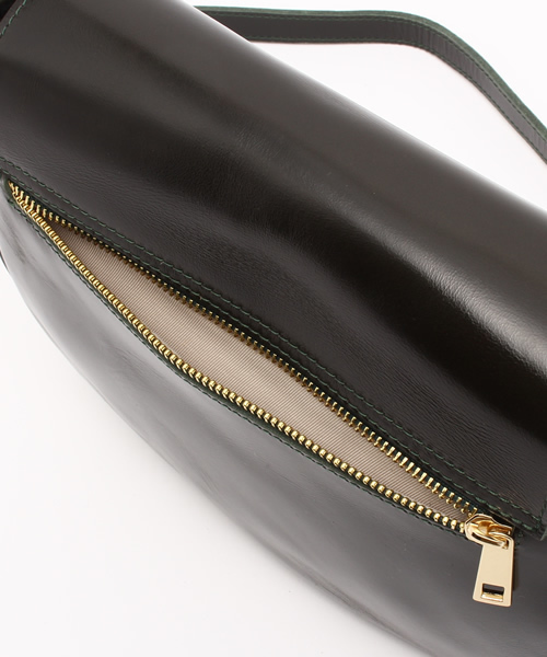 LOUNGEDRESS（ラウンジドレス）の「ラウンドレザーポッシェバッグ（ショルダーバッグ・レディース・グリーン/キャメル/アイボリー/ベージュ・ﾌﾘ-）」の9枚目の写真